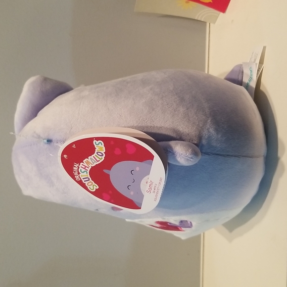 Samir the Whale Squishmallow - Picture 2 of 5